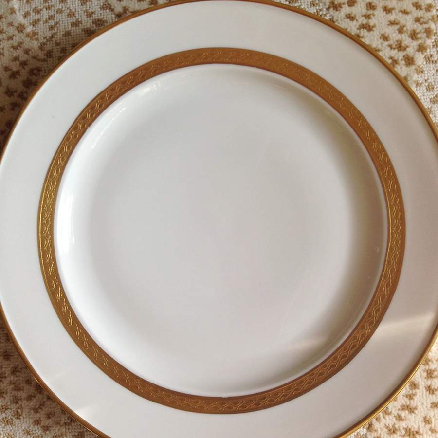 HUT2460 Dinner Plate by Hutschenreuther-1