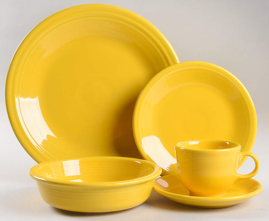 Fiesta Daffodil (Intro 2017) 5 Piece Place Setting by Homer Laughlin -1