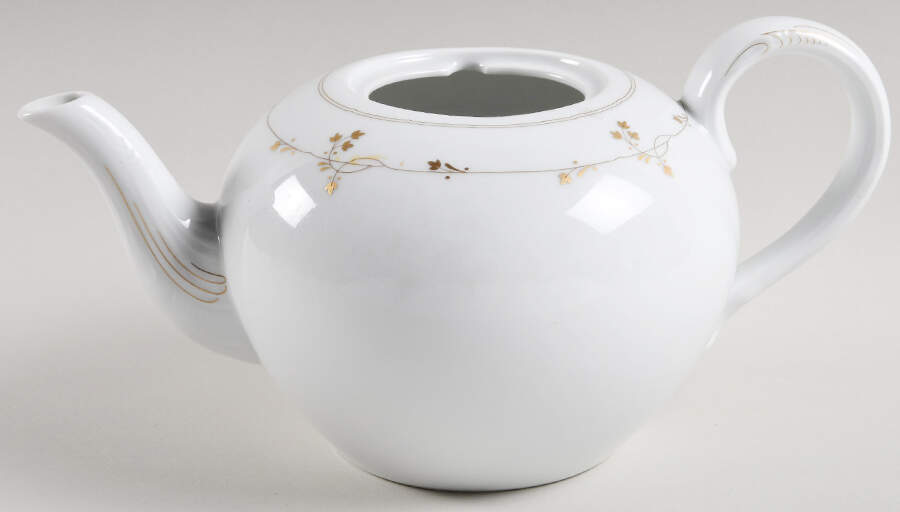 HUT2472 Teapot No Lid by Hutschenreuther-1