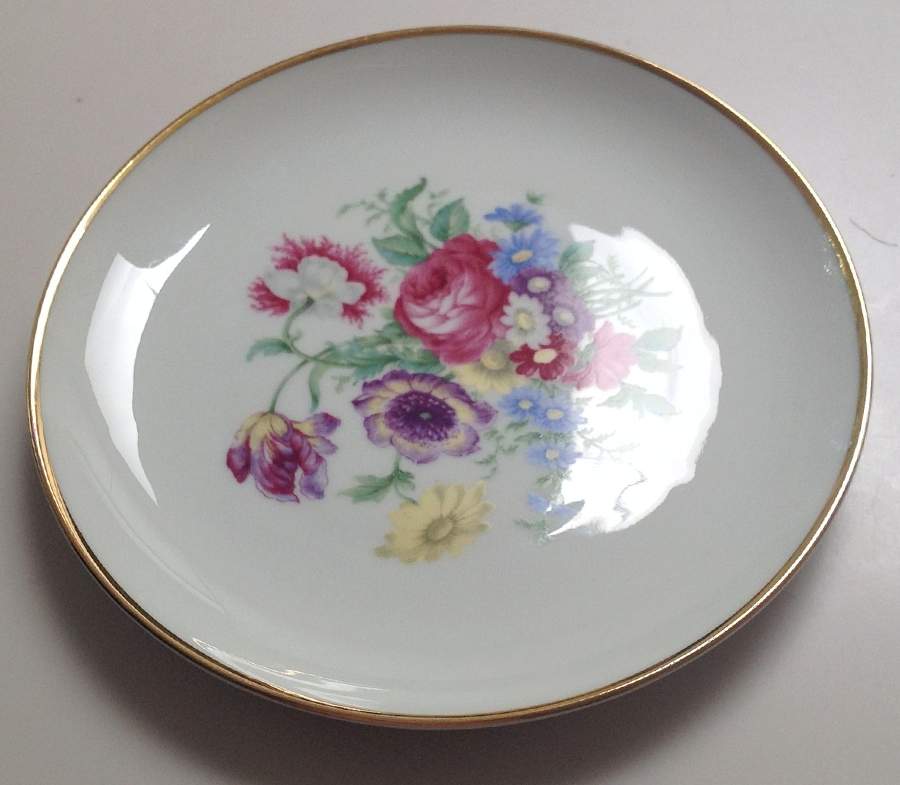 HUT3039 Salad Plate by Hutschenreuther-1