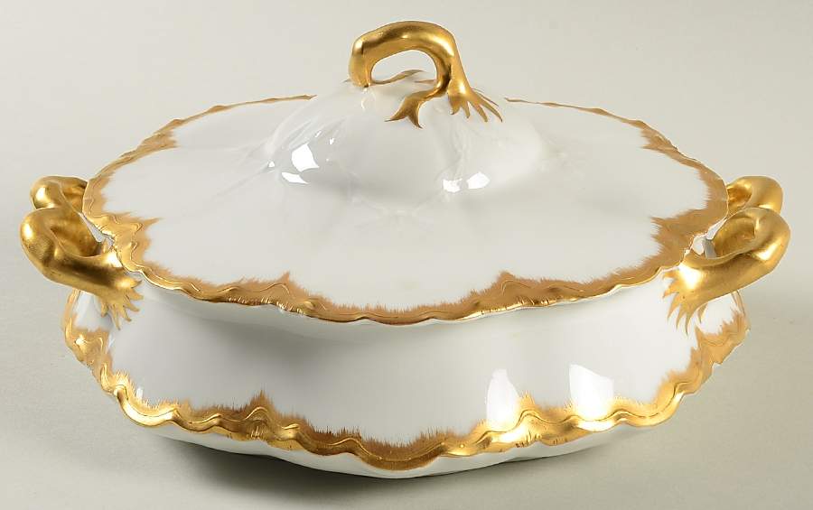 H5074 Round Covered Vegetable by Haviland-1