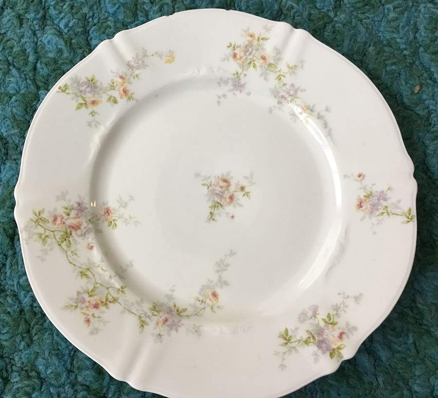 Schleiger 838-9 Luncheon Plate by Haviland-1