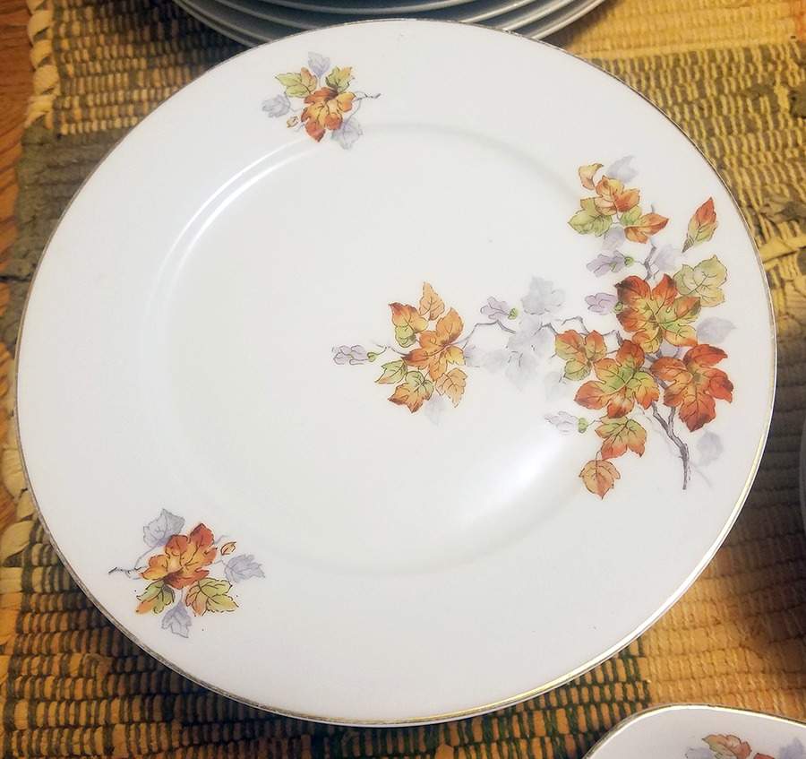 HEJ202 Dinner Plate by Hertel Jacob-1