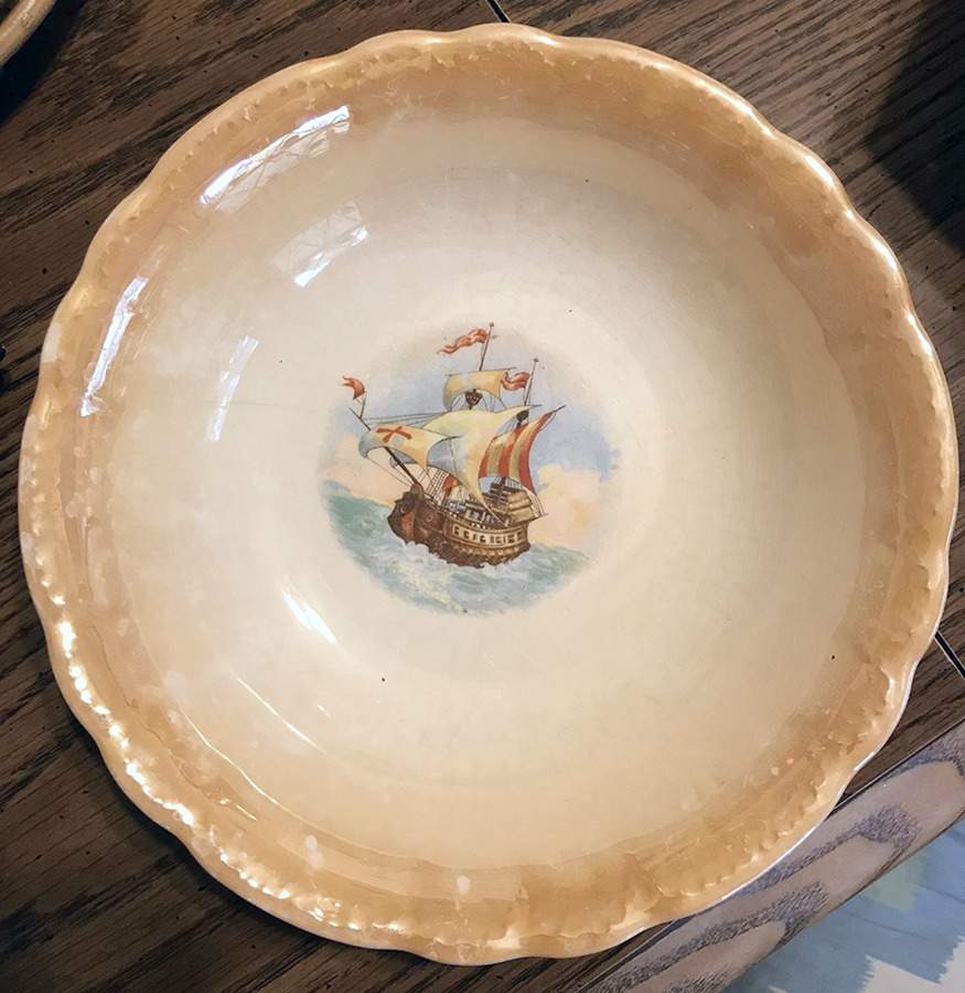 HLC4235 9" Round Vegetable Bowl by Homer Laughlin -1