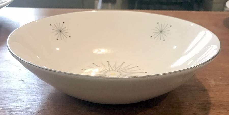 Ry239 9" Round Vegetable Bowl by Homer Laughlin -1