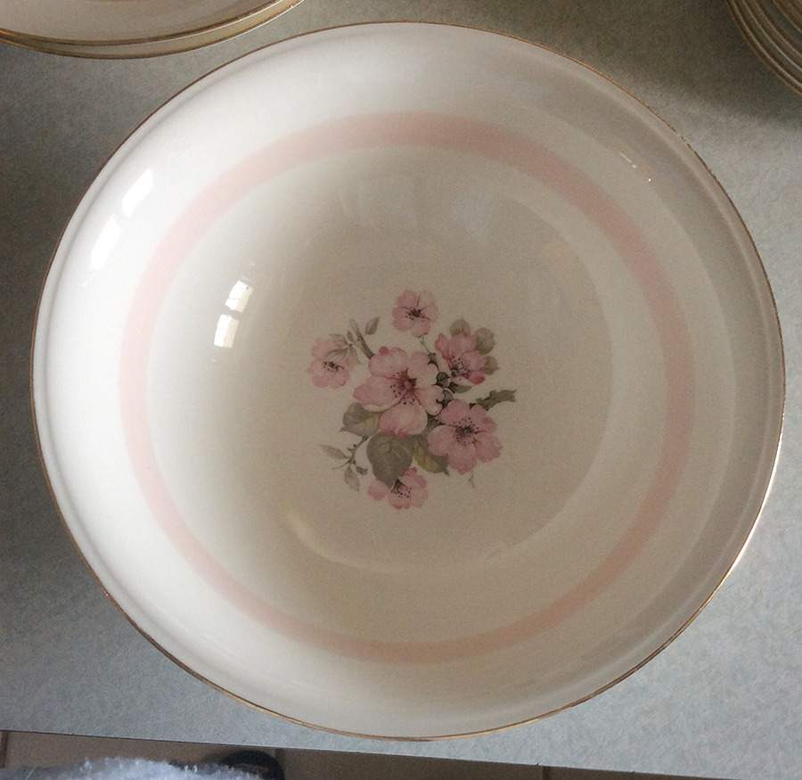 N1817 8" Round Vegetable Bowl by Homer Laughlin -1
