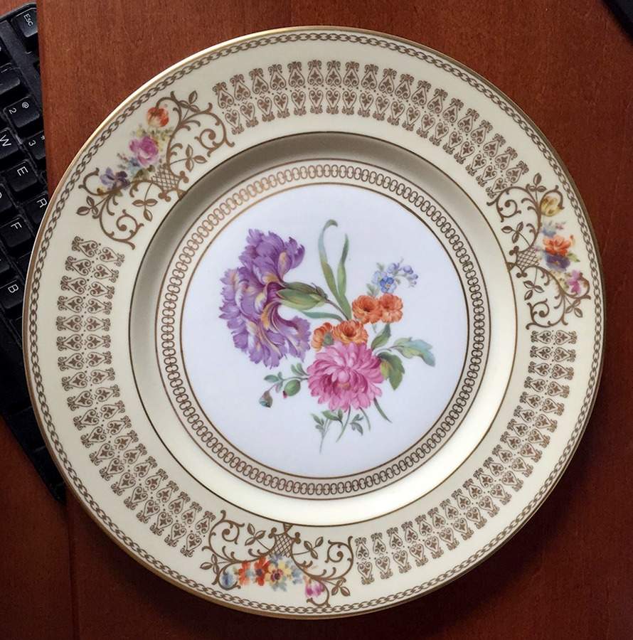 9115A Dinner Plate by Heinrich - H&C-1