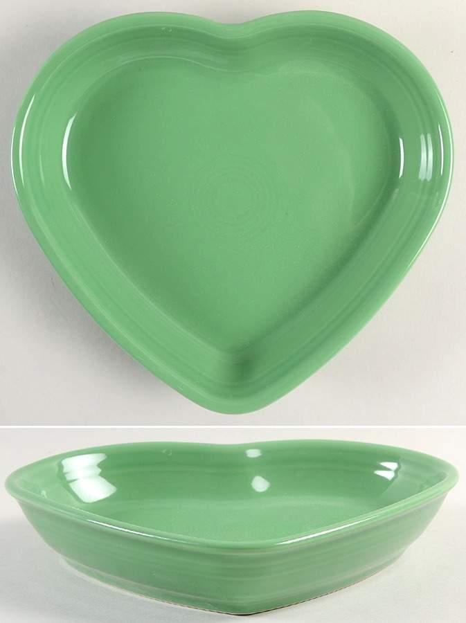 Fiesta Meadow (Intro 2019) 9" Heart Shaped Bowl by Homer Laughlin -1
