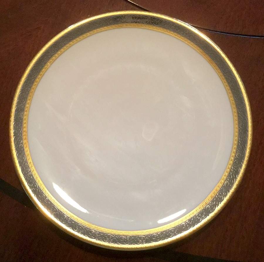 03727 Dinner Plate by Hutschenreuther-1