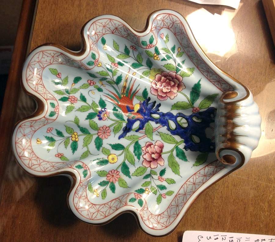 Song 9" Shell Shaped Dish by Herend-1