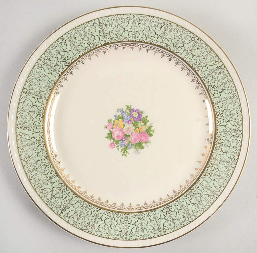 G3313 Dinner Plate by Homer Laughlin -1