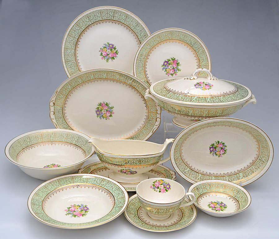 G3313 45 Piece Estate Set by Homer Laughlin -1