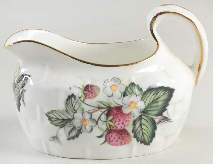 C256 Strawberry Basket Creamer Only by Hammersley-1