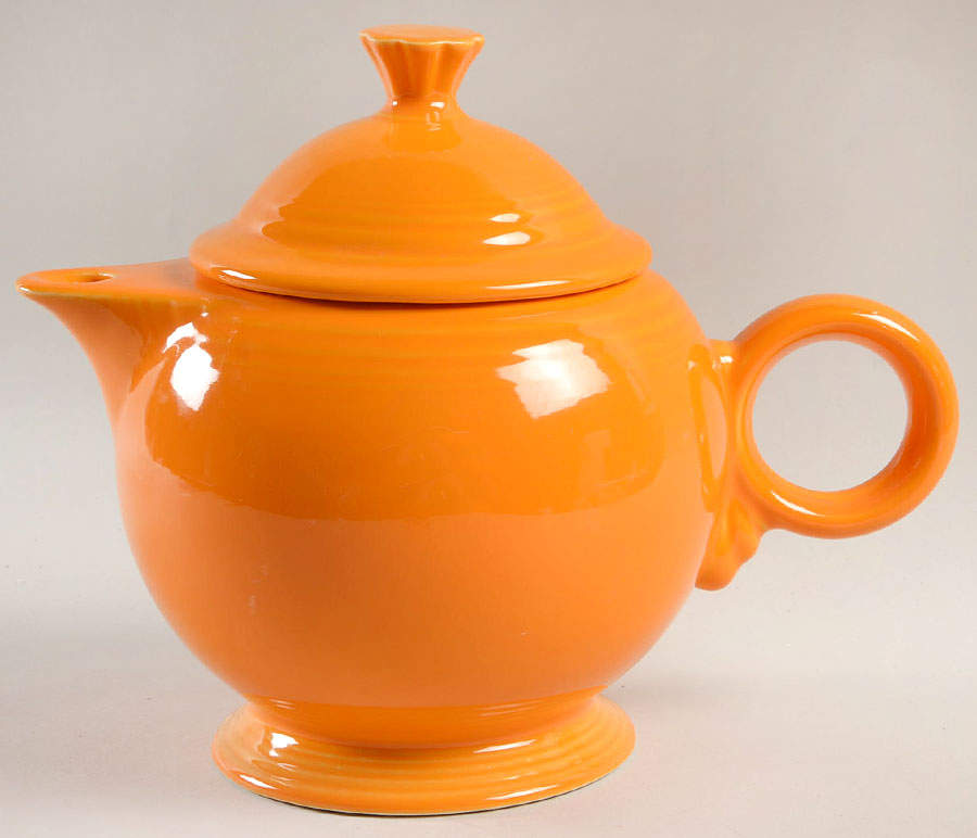 Fiesta Butterscotch (Intro 2020) Teapot & Lid by Homer Laughlin -1