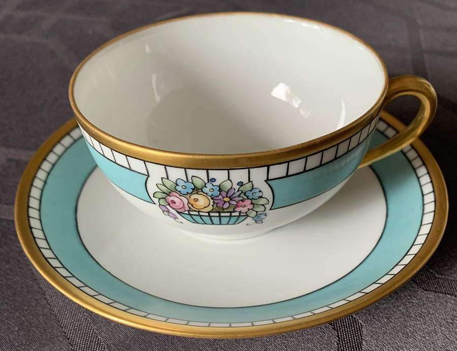 HC1518 Flat Cup & Saucer Set by Heinrich - H&C-1