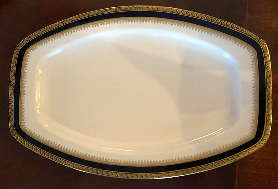 HUT2549 12" Oval Serving Platter by Hutschenreuther-1