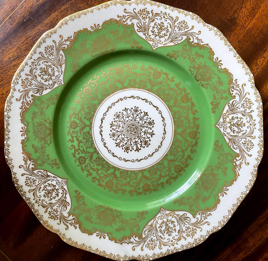 02857` Dinner Plate by Hutschenreuther-1