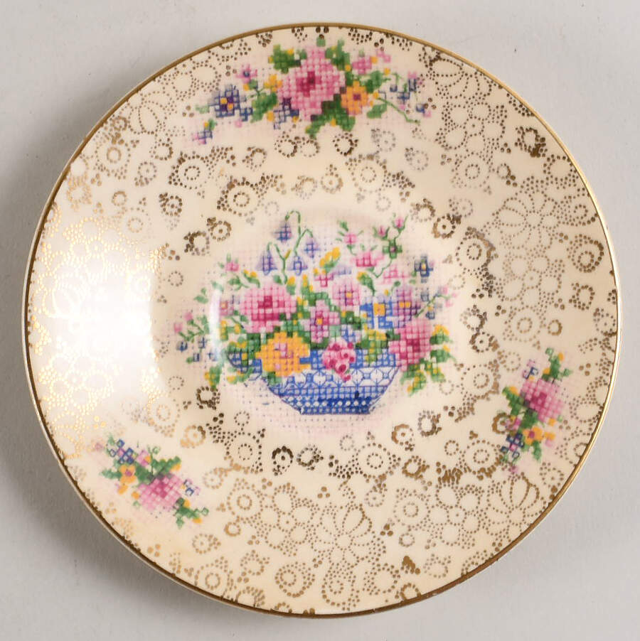4701 Saucer by Hollinshead & Kirkham-1