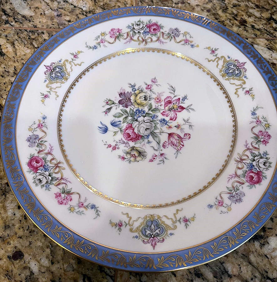 HCZ229 Dinner Plate by Haas-Czjzek Coronado-1