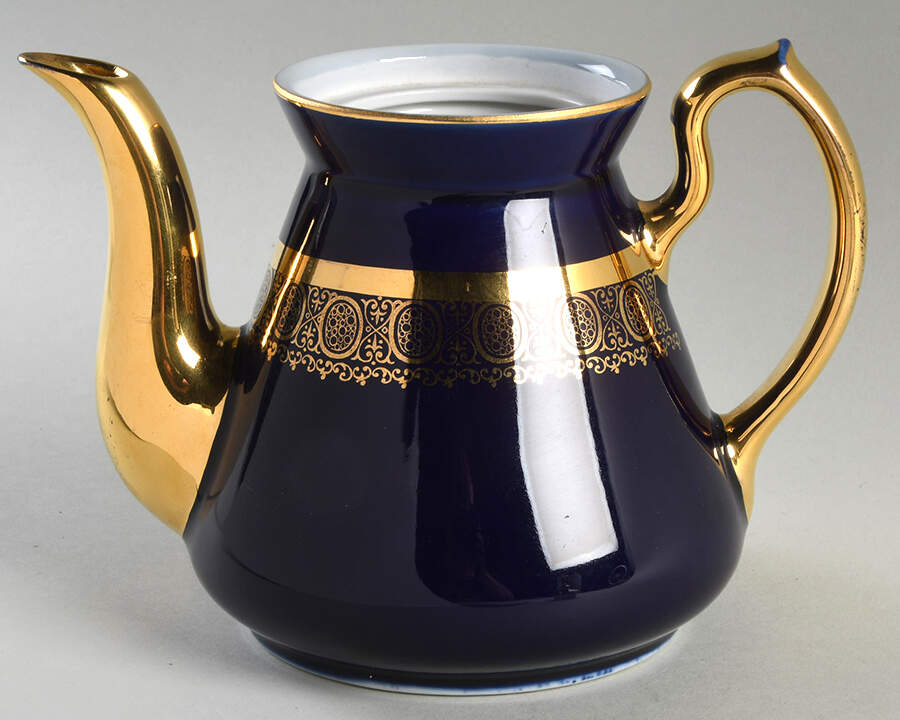 Teapots By Hall (Non-Pattern) Philadelphia Teapot No Lid by Hall-1
