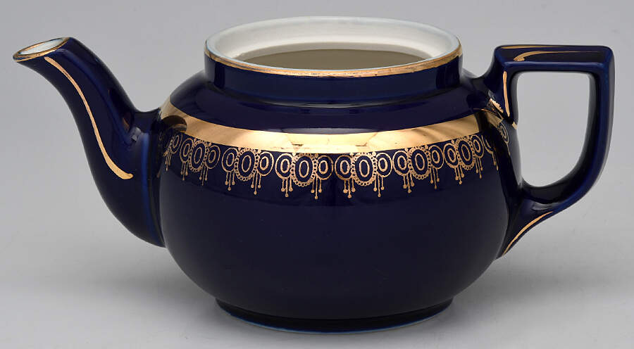 Teapots By Hall (Non-Pattern) 2 Cup Boston Teapot No Lid by Hall-1