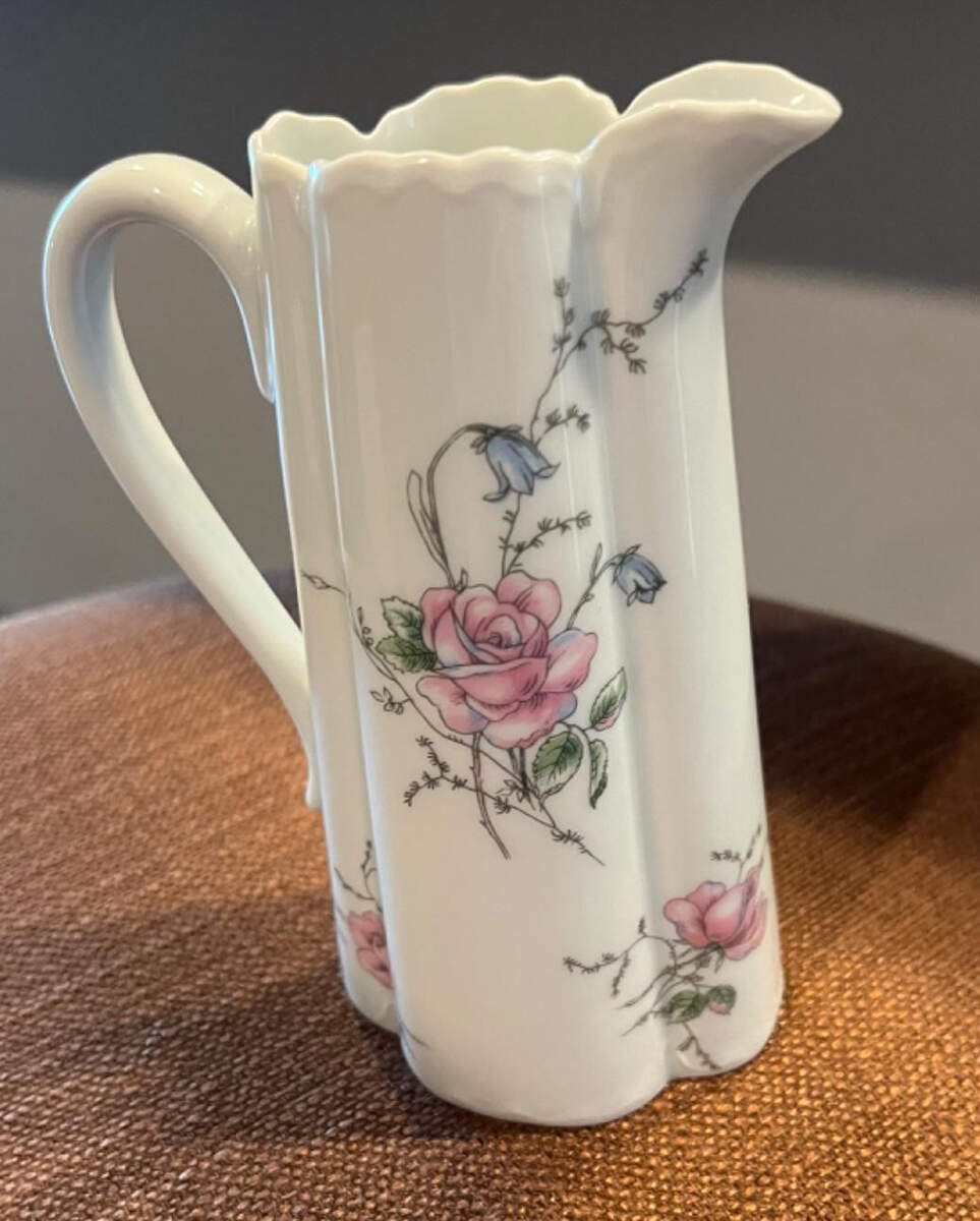 H5110 8 Oz Pitcher by Haviland-1