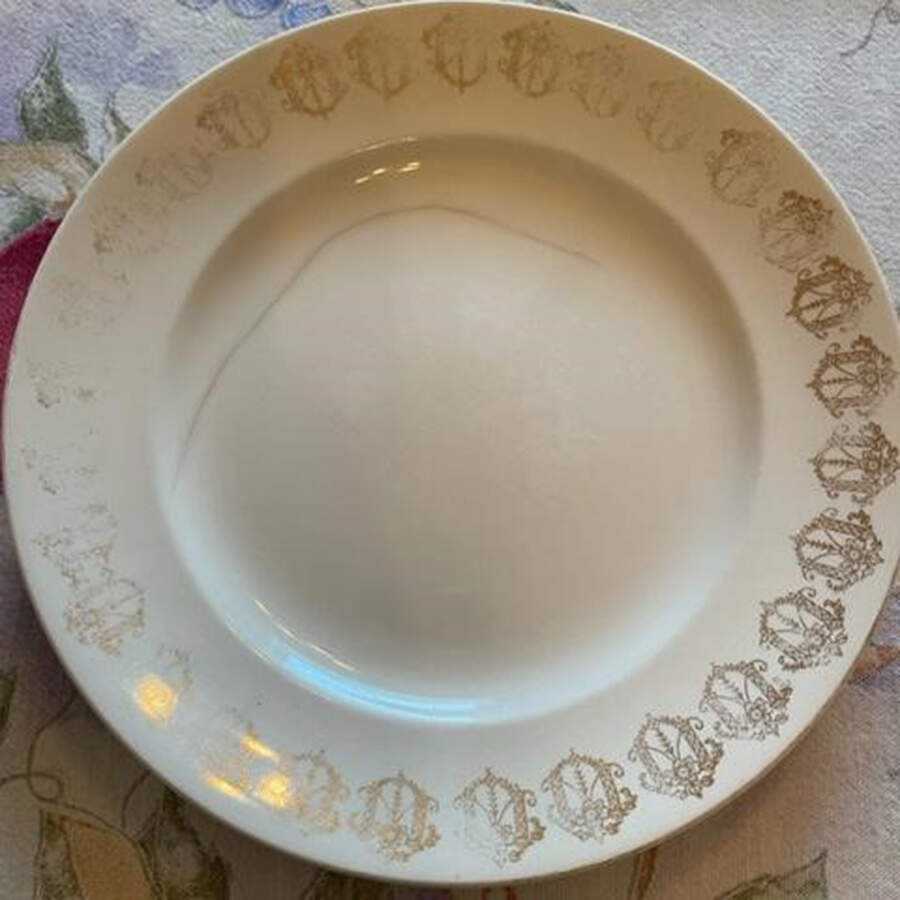 2939 Dinner Plate by Hollinshead & Kirkham-1