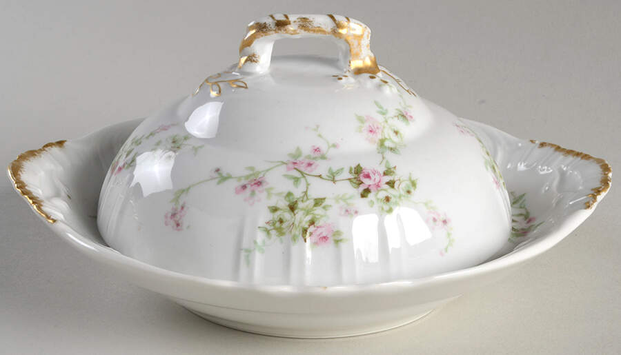Scheleiger 837-21 Round Covered Butter with Strainer by Haviland-1