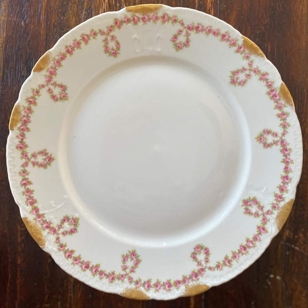 Schleiger 319-3 Dinner Plate by Haviland-1