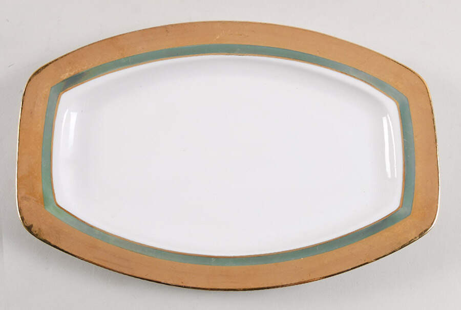 HUT2492 12" Oval Serving Platter by Hutschenreuther-1