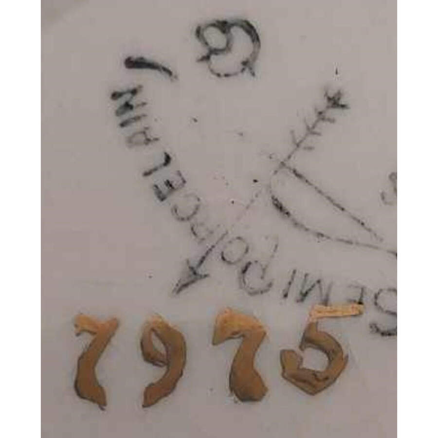 7975 Dinner Plate by Harker-1