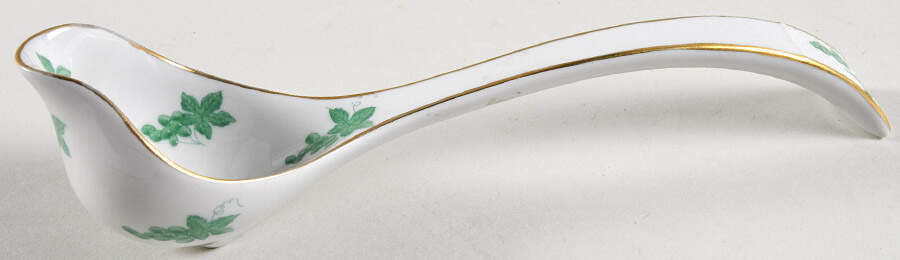 HER88 Green Gravy Ladle Solid Piece by Herend-1