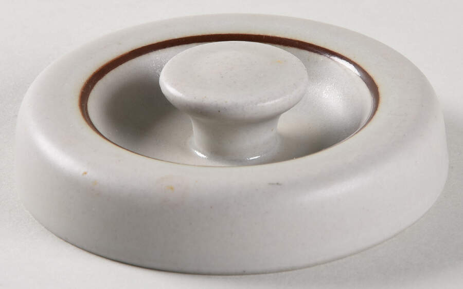 HOK13 Lid for Teapot by Hoganas Keramiks-1