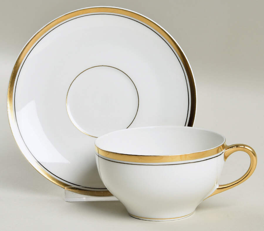 HUT9967 Flat Cup & Saucer Set by Hutschenreuther-1