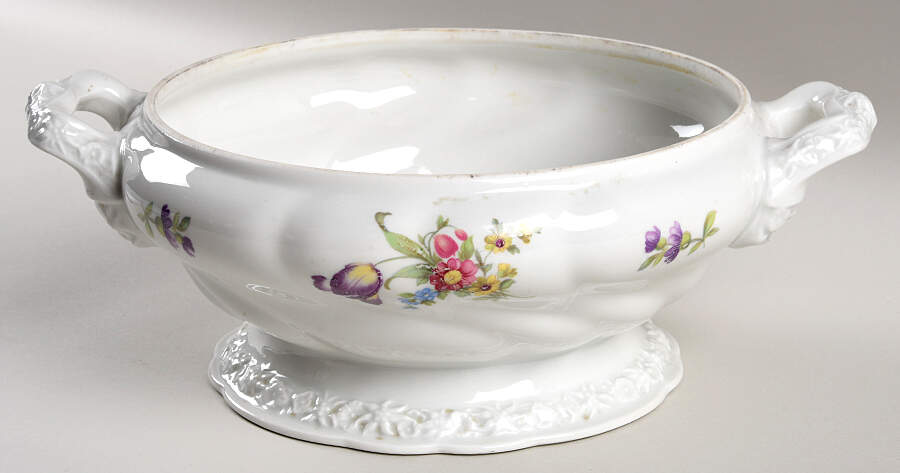 HEP122 Round Vegetable No Lid by Graf Von Henneberg-1