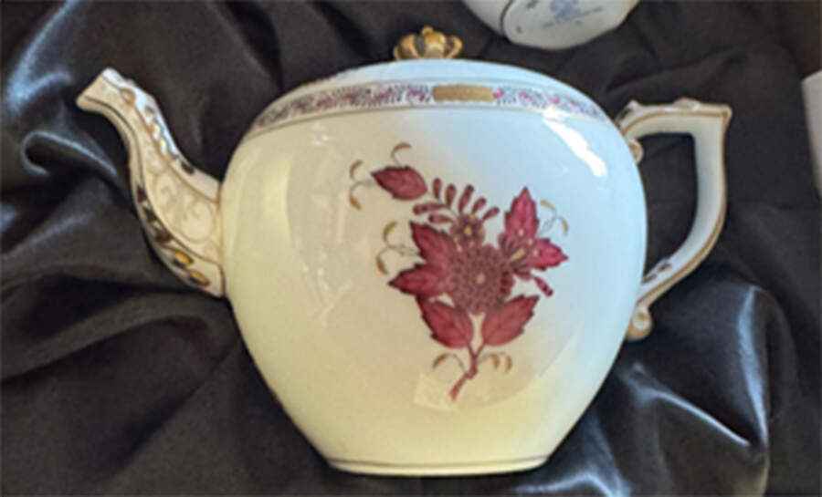 Chinese Bouquet Dark Pink Small Teapot & Lid by Herend-1