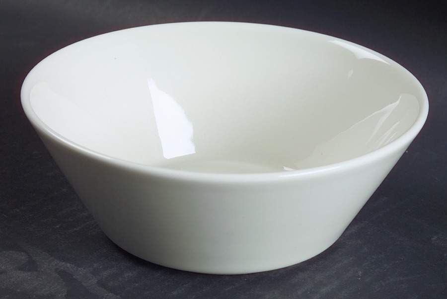 Teema White (IItala Stamp) Soup/Cereal Bowl by Iittala-1