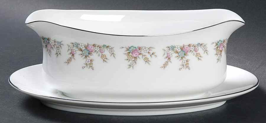 Kensington Gravy Boat with Attached Underplate by Imoco-1