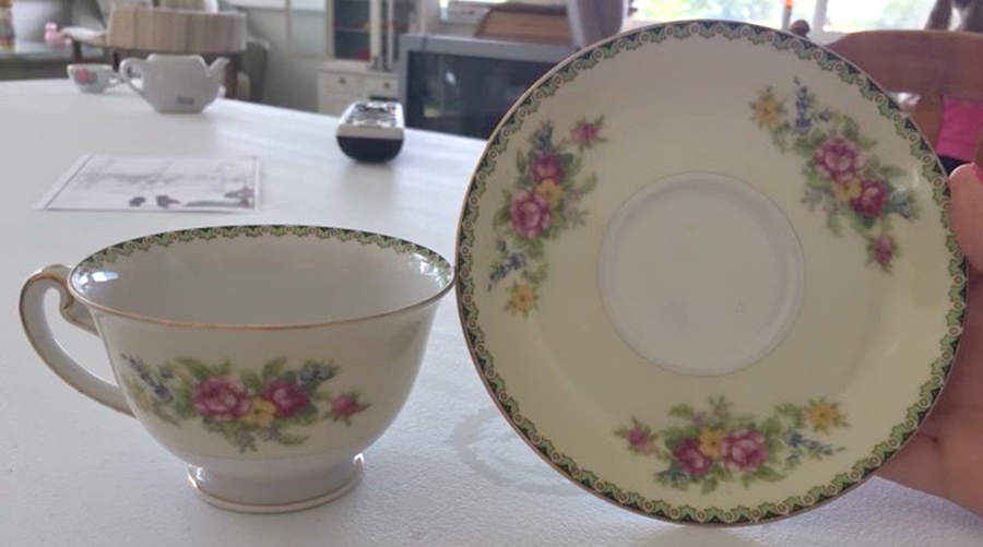 IMP11 Footed Cup & Saucer Set by Imperial (Japan)-1