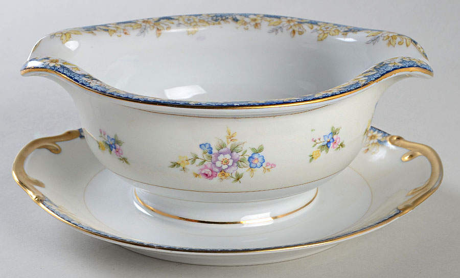 IMP27 Gravy Boat with Attached Underplate by Imperial (Japan)-1