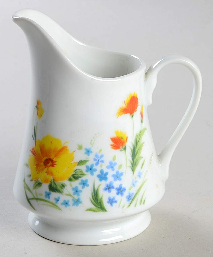 Just Spring Creamer by Imperial (Japan)-1