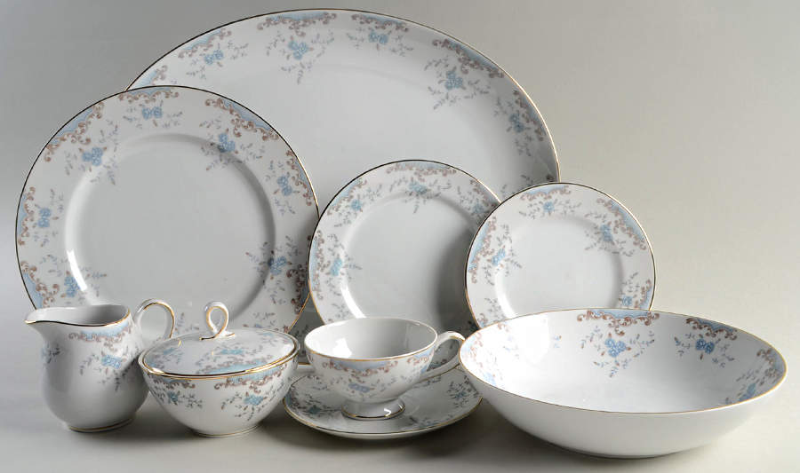 Seville 45 Piece Starter Set by Imperial (Japan)-1