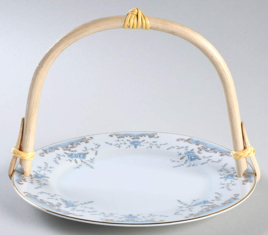 Seville 5 3/8"-5 5/8" Bamboo Handled Serving Plate  HC by Imperial (Japan)-1