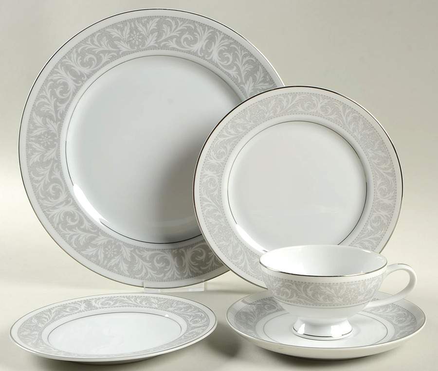 Whitney 40 Piece Estate Set by Imperial (Japan)-1
