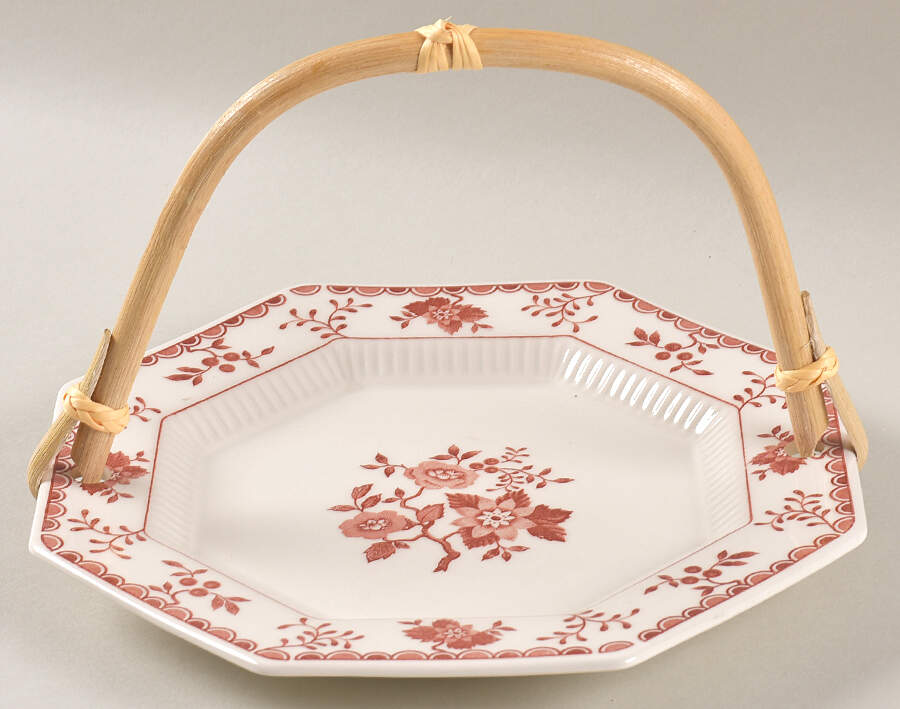 Bittersweet 5 3/8"-5 5/8" Bamboo Handled Serving Plate  HC by Independence-1