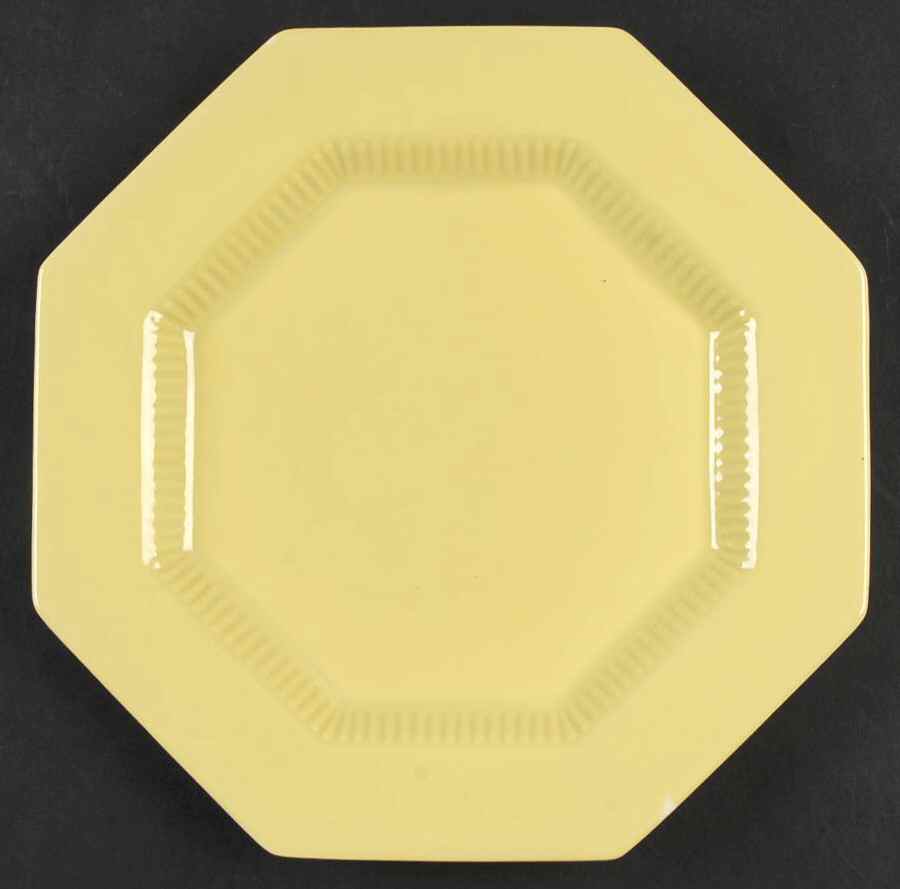 Daffodil  All Yellow Luncheon Plate by Independence-1