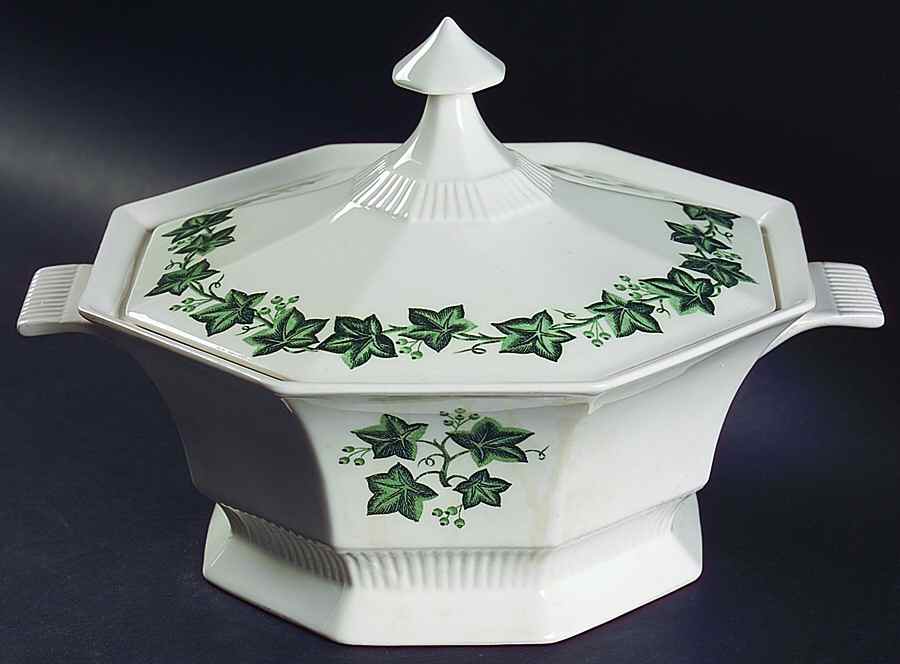 Garland 1.5 Qt Round Covered Casserole by Independence-1