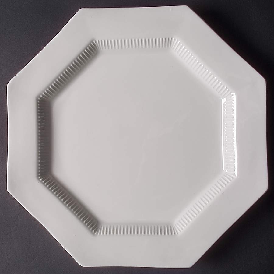Independence White 14" Chop Plate (Round Platter) by Independence-1
