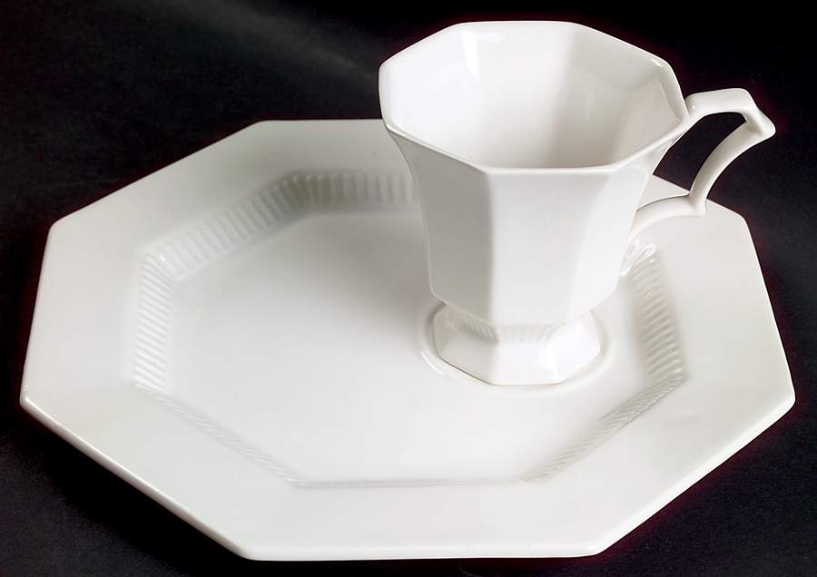 Independence White Snack Plate & Cup Set by Independence-1