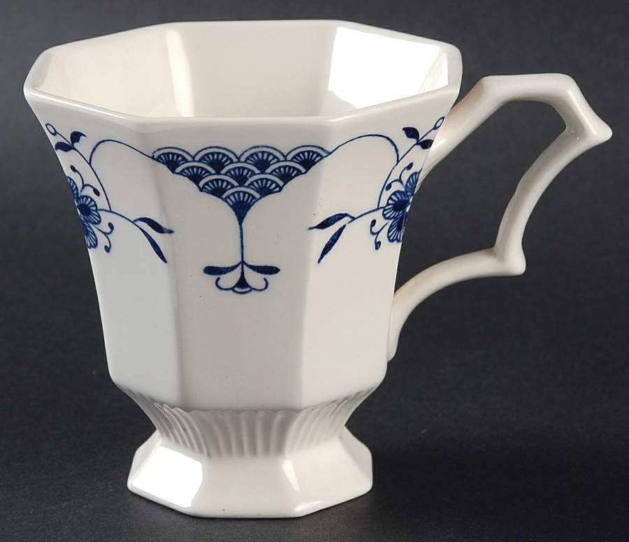 Martha's Vineyard Footed Cup by Independence-1